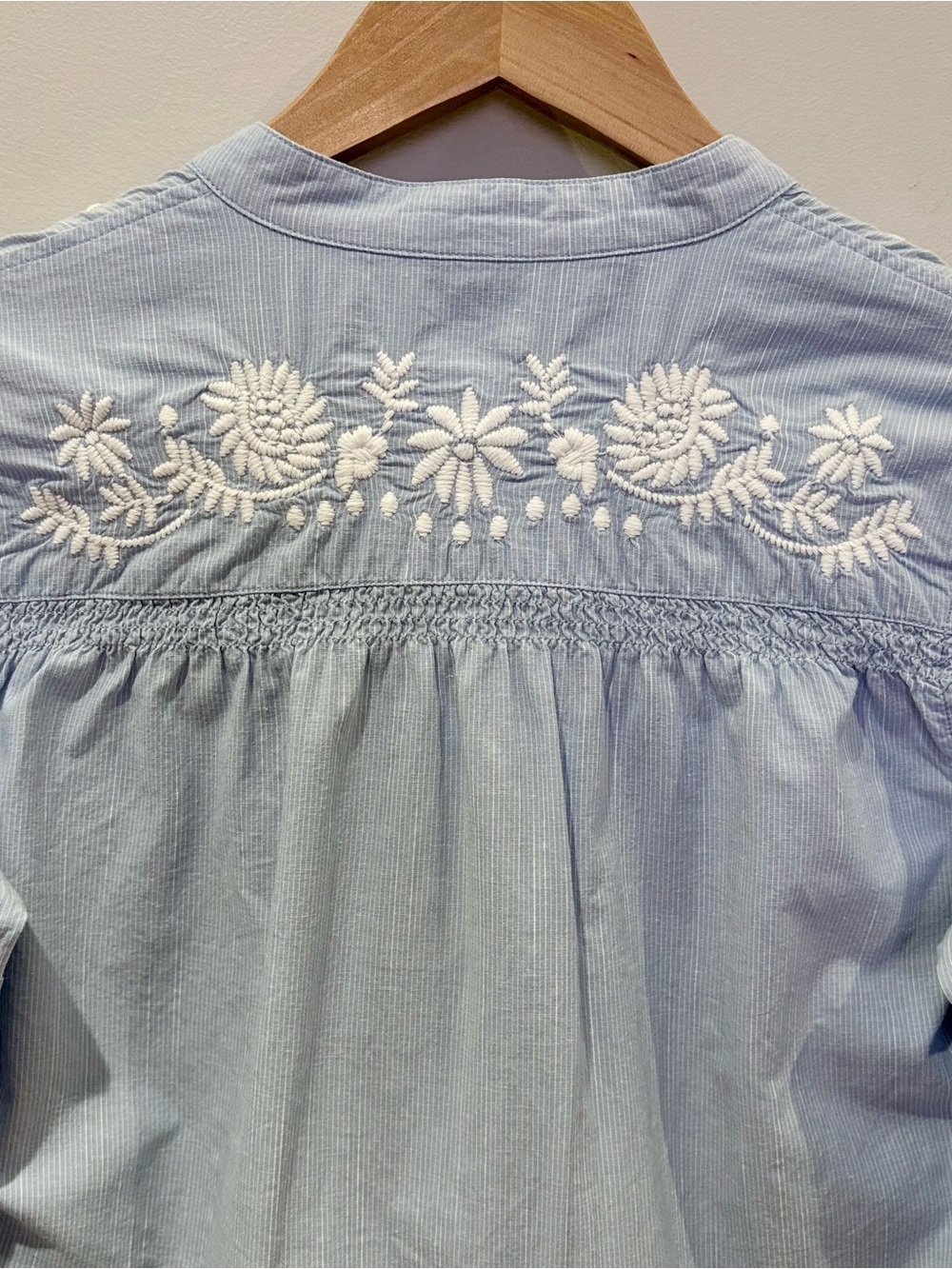 Cecil McBee Vintage Embroidered Cotton Blouse - Light Blue & White 100% Cotton - Picture 7 of 10